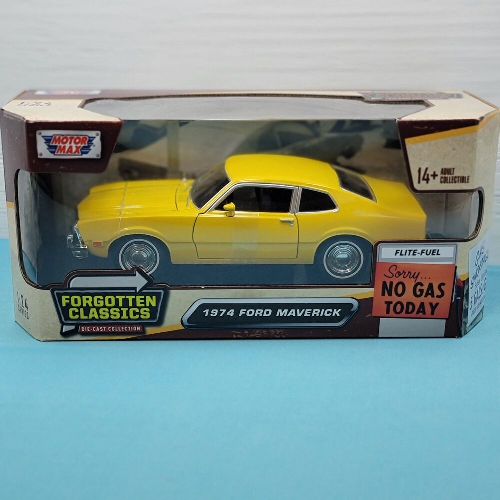 MOTORMAX 1974 Ford Maverick Yellow 1:24 Diecast Model Car Forgotten Classics